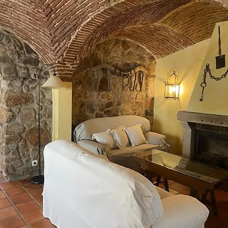 別荘 El Fontano Montánchez